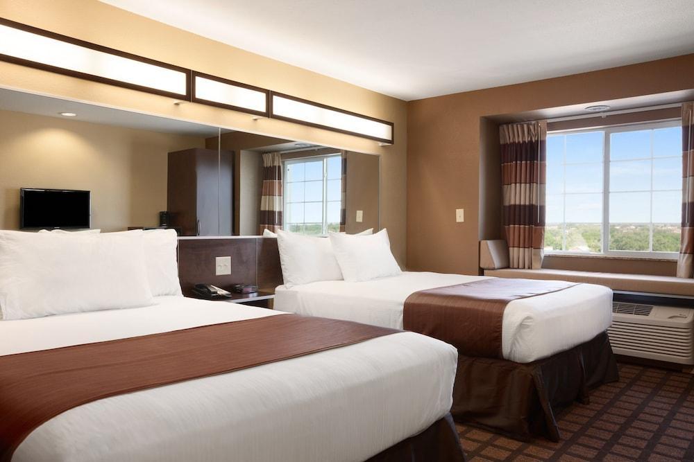 Quality Inn & Suites Kenedy - Karnes City Eksteriør billede