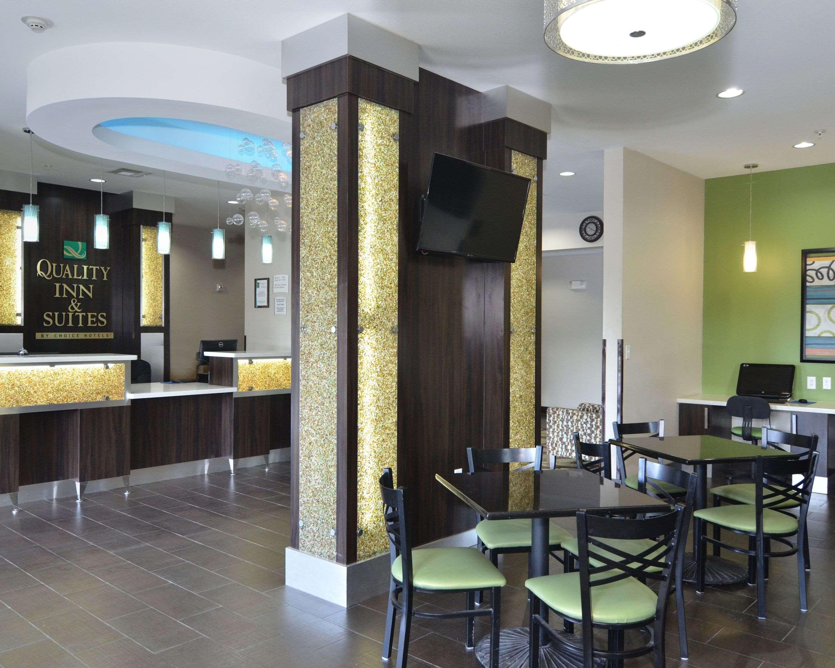 Quality Inn & Suites Kenedy - Karnes City Eksteriør billede