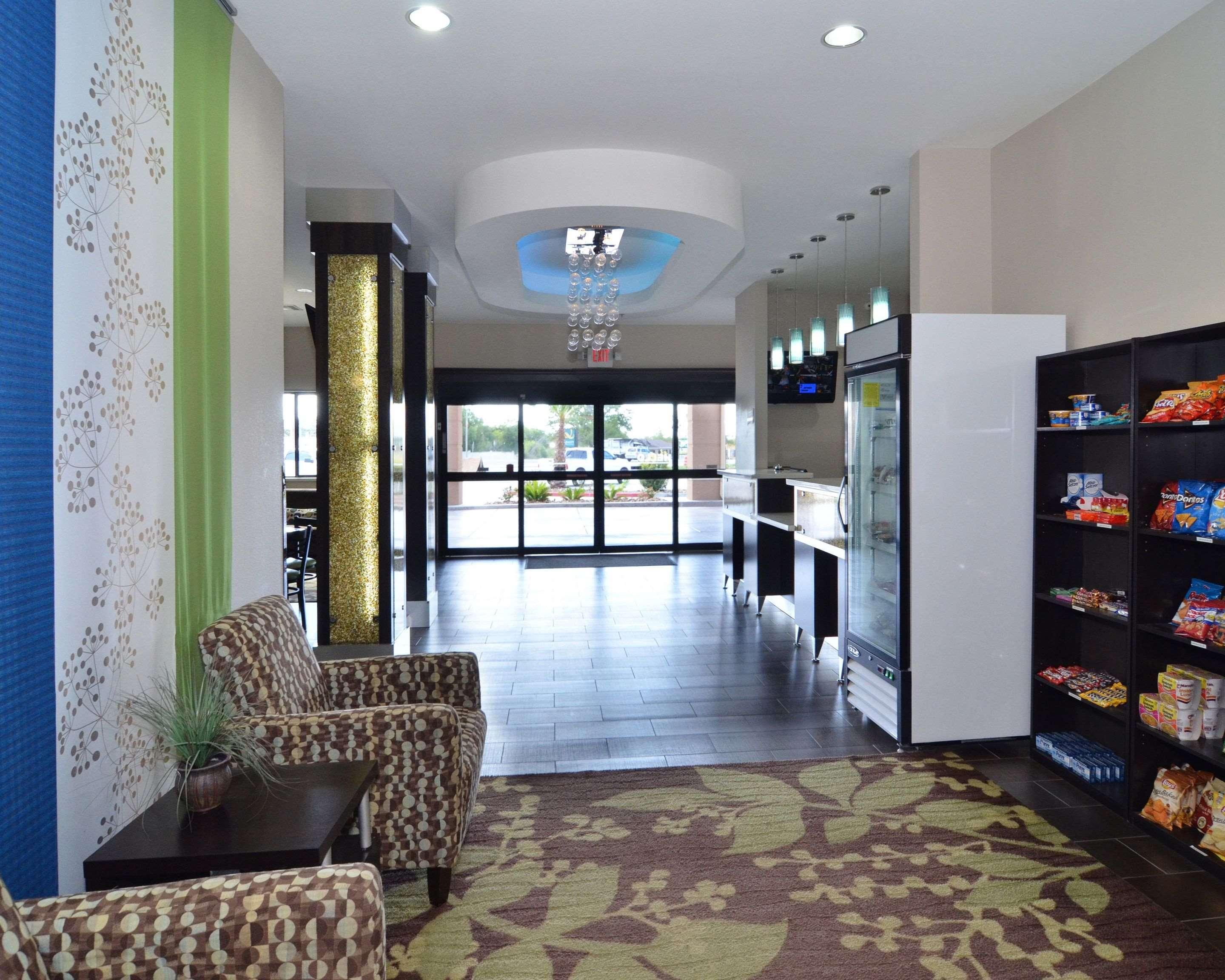 Quality Inn & Suites Kenedy - Karnes City Eksteriør billede