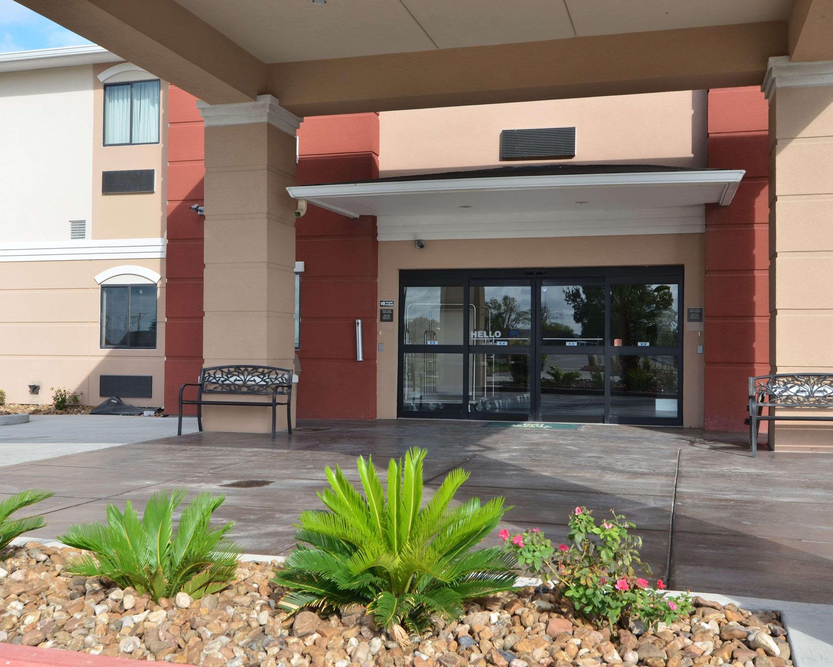 Quality Inn & Suites Kenedy - Karnes City Eksteriør billede