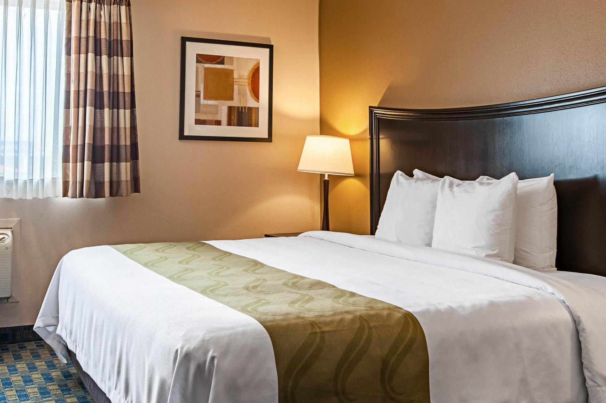 Quality Inn & Suites Kenedy - Karnes City Eksteriør billede