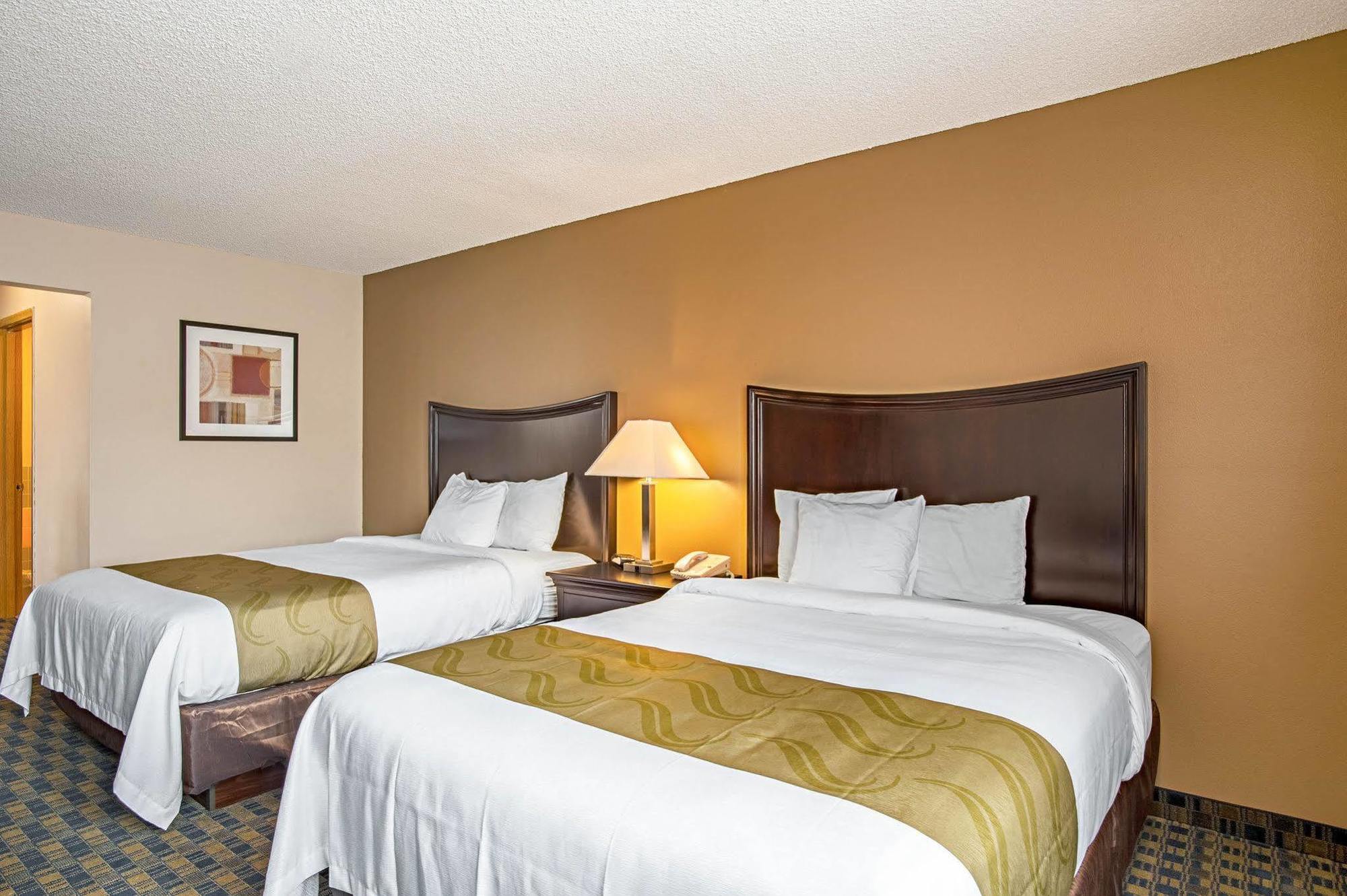 Quality Inn & Suites Kenedy - Karnes City Eksteriør billede
